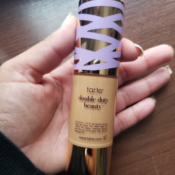 Foundation/ face tape - Picture 2 of 4